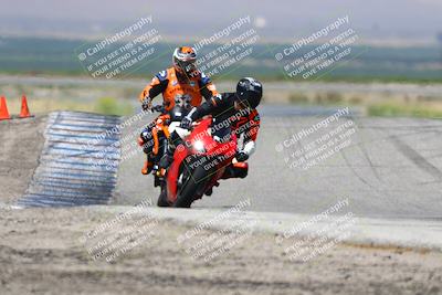 media/May-25-2025-Lets Ride (Sun) [[0ff033e448]]/C Group/1140am (Grapevine)/